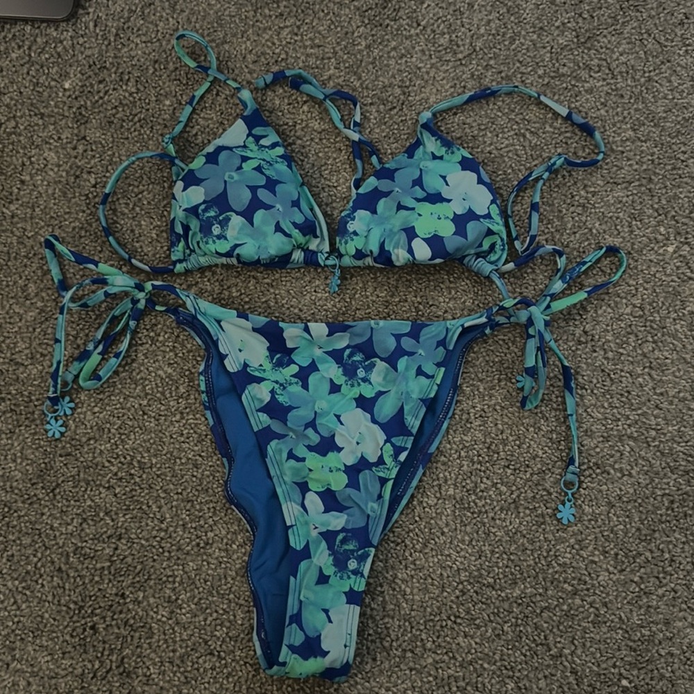 LA hearts pacsun bikini top and bottoms